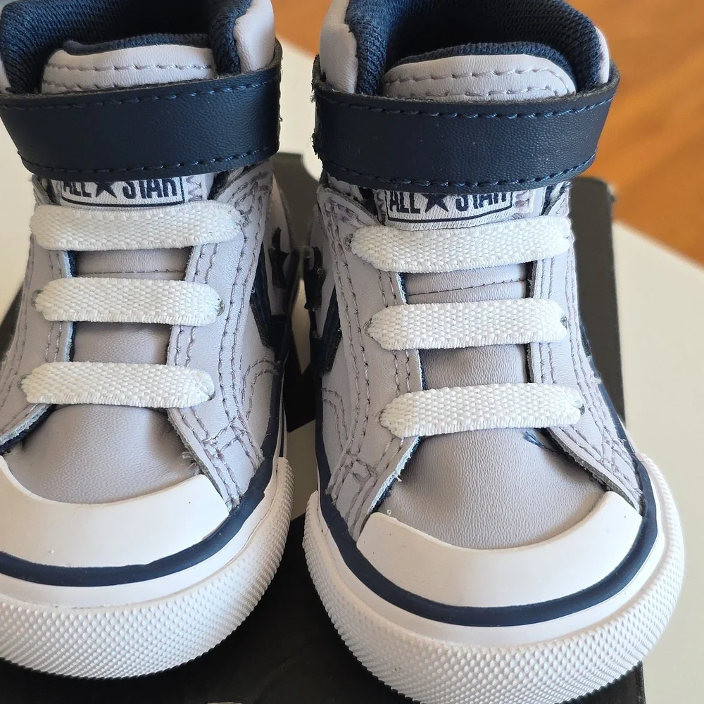 NEW Converse All Star Pro Blaze High Tops- Size 2 Infant